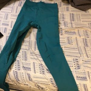 Green/teal leggings